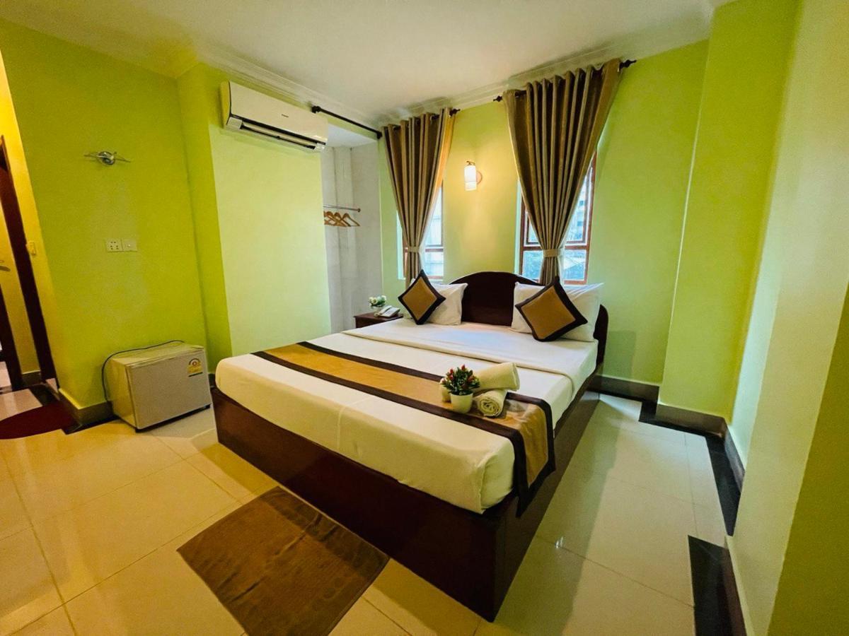 Spean Meas Hotel Phnom Penh Exteriör bild